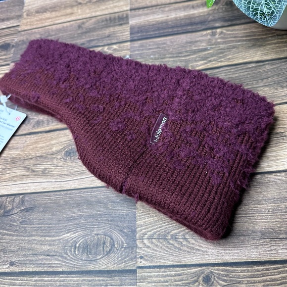 NWT Lululemon Ombre Knit Textured Ear Warmer ONE SIZE (Red Merlot) - Picture 3 of 10